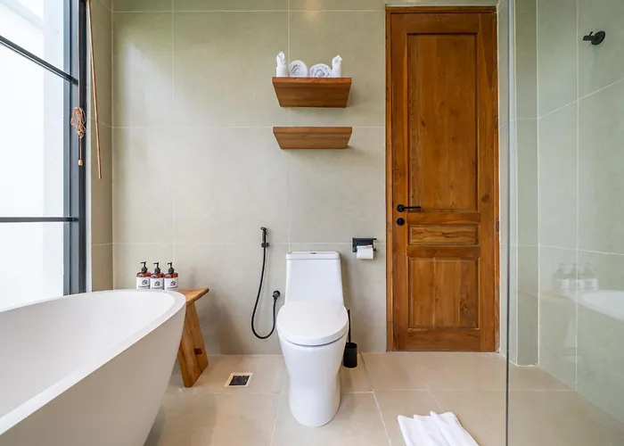 Resort Dragonstone & - Peaceful Rice Field Retreat Ubud (Bali)